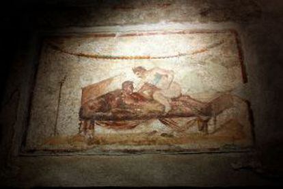 Uno de los frescos eróticos que se han conservado en el yacimiento arqueológico de Pompeya (Italia).