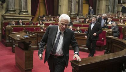 Ferran Mascarell ha ocupat un discret escó en l'última fila del grup de JxCat.