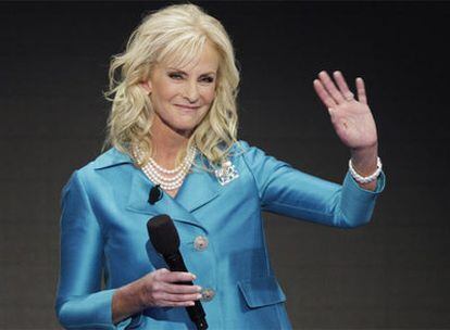 Cindy McCain durante la reciente convención Republicana.