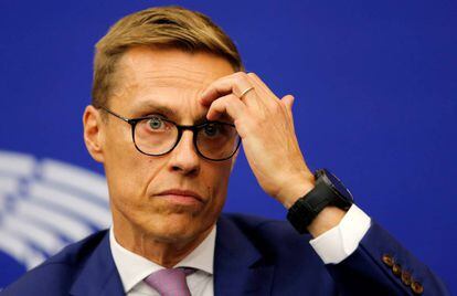 Alexander Stubb anuncia su candidatura como aspirante del PPE a la presidencia de la Comisión Europea, este martes en Estrasburgo.