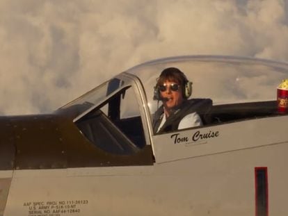 Vídeo | Tom Cruise se sube a un antiguo caza P-51 Mustang para recibir un galardón de MTV Awards 2023 por Top Gun: Maverick