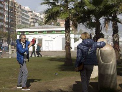 Fuengirola aglutina la pujanza de los populares en Málaga con el hiperliderazgo de Oña