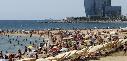 Playa de la Barceloneta, Barcelona.