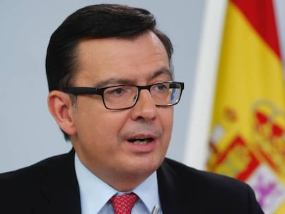 El ministro de Econom&iacute;a, Rom&aacute;n Escolano.