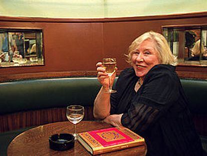 La escritora Fay Weldon, ayer en Madrid.