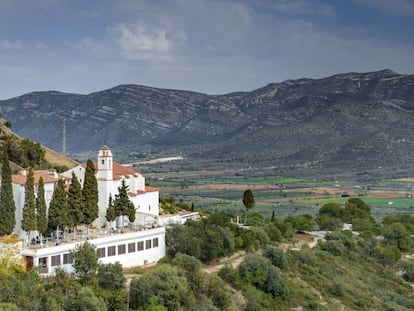 La ermita de la Pietat, en la Sierra de Godall (Ulldecona).