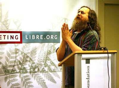 Richard Stallman en uno de los debates del LibreMeeting.