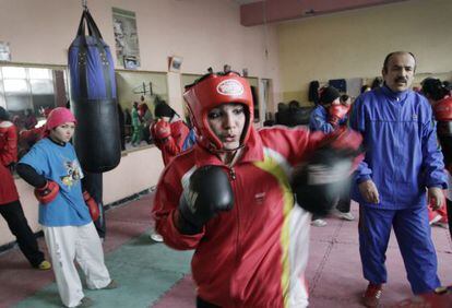 Sadaf Rahimi, durante un entrenamiento en un gimnasio de Kabul en 2012.