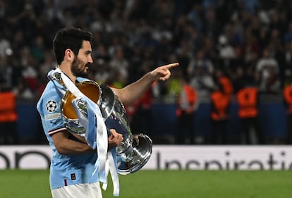 Gündogan, con la Champions conquistada el año pasado con el Manchester City.