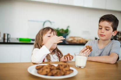 Los expertos recuerdan que las galletas son productos con una baja densidad nutricional con muchos azúcares añadidos.