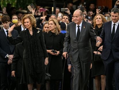 El funeral de Constantino de Grecia, en imágenes