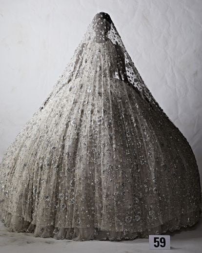 Wedding dress from Balenciaga's 51st couture collection, presented on July 6 in Paris.