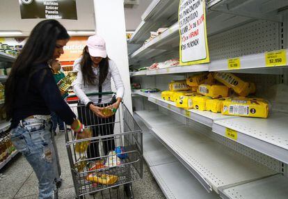 Los supermercados de Cúcuta se quedaban semivacíos al cabo del día. 
