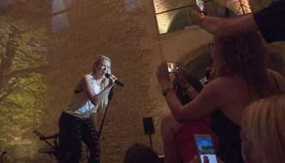 Shakira presenta su último trabajo en Barcelona.