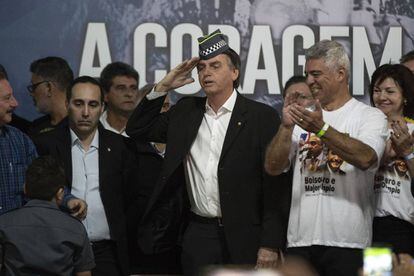 El candidato de ultraderecha Jair Bolsonaro horas antes de anunciar a su 'número dos' en la convención de su partido, el Partido Social Liberal