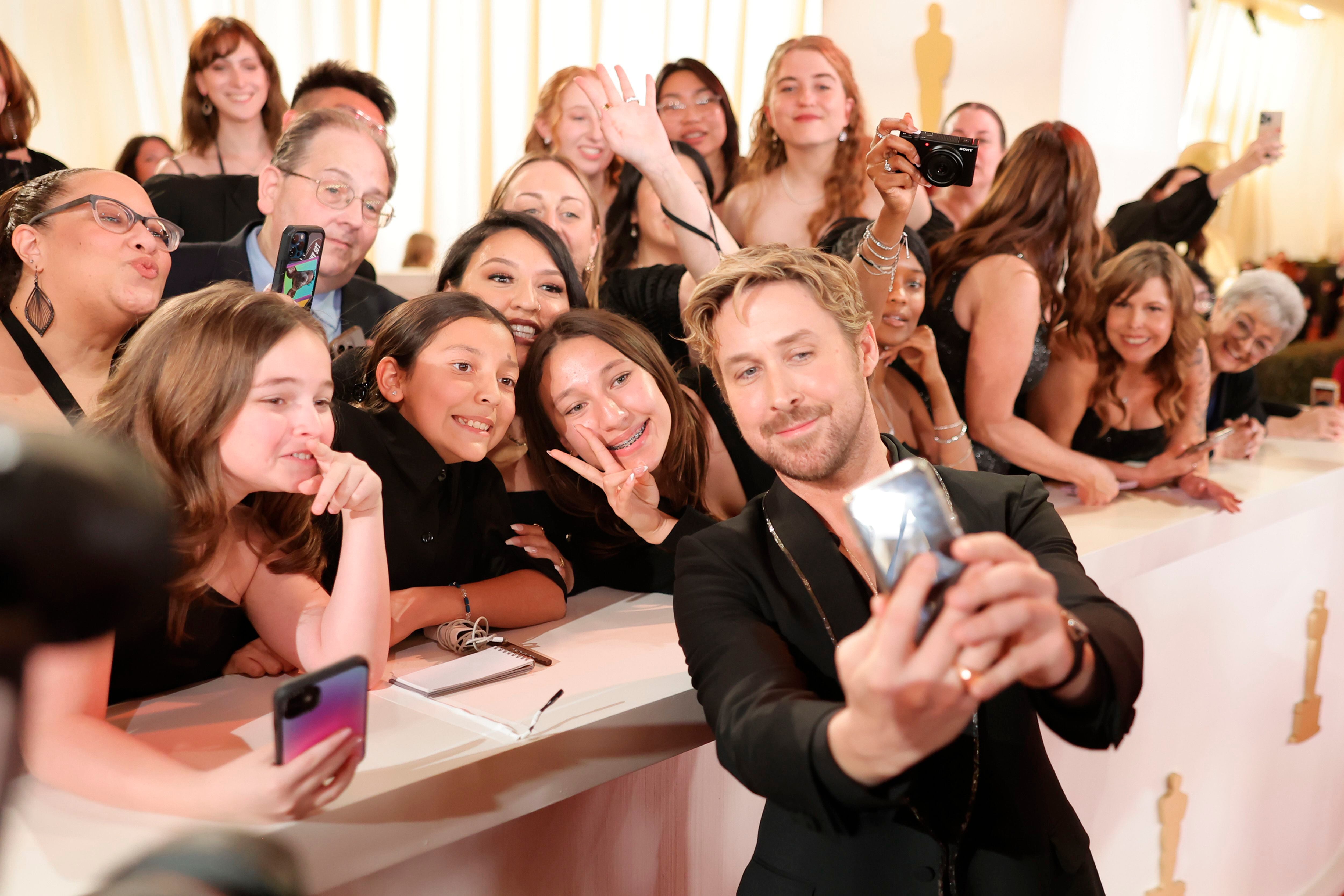 La gala de los premios Oscar, en directo | Estrellas como Ryan Gosling y Emma Stone ya pisan la alfombra roja