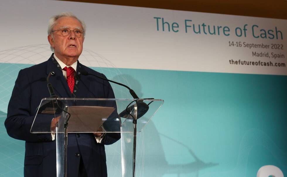 Javier Rupérez durante una intervención en las jornadas de 'The future of cash'
