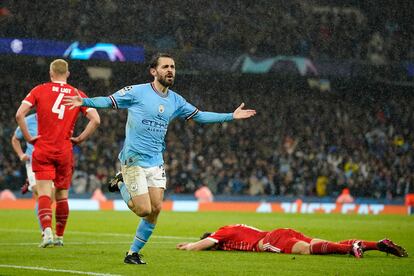 Bernardo Silva celebra el 2-0 al Bayern, el martes en Mánchester.