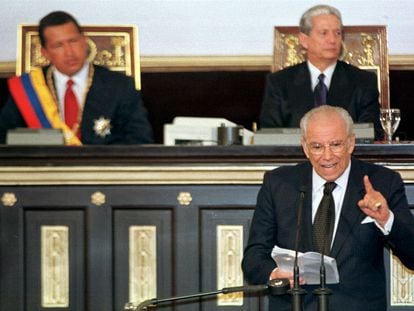 Jorge Olavarría, en el Parlamento venezolano, en 1999.