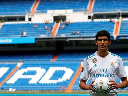 Jes&uacute;s Vallejo durante su presentaci&oacute;n como jugador del Real Madrid. 