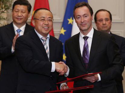 Fabrice Bregier, CEO de Airbus, y Li Hai, presidente de CASC.
