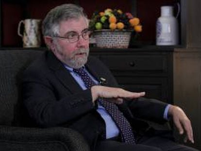 El Premio Nobel de Economía Paul Krugman, en una entrevista hoy con la Agencia EFE, en la que ha afirmado que la "única" esperanza para el euro es que el eje Rajoy-Monti-Hollande, que califica como "la coalición del antiguo Imperio Romano", exija a Alemania la compra masiva de deuda soberana por parte del BCE este mismo año.