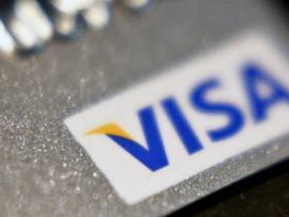 Bruselas acepta compromisos de Visa y Mastercard para reducir tasas de
intercambio