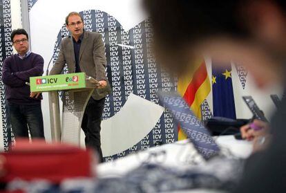 Joan Herrera y el coordinador general de EUiA, Joan Josep Nuet valorando los resultados de la jornada electoral del domingo.