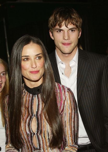 Demi Moore an Ashton Kutcher, am Joer 2003 zu Los Angeles.