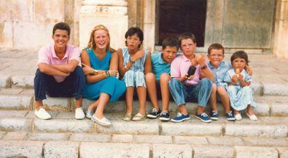 Federico, Georgina, María, Mateo, Marcos, Lucas y Nazareth.