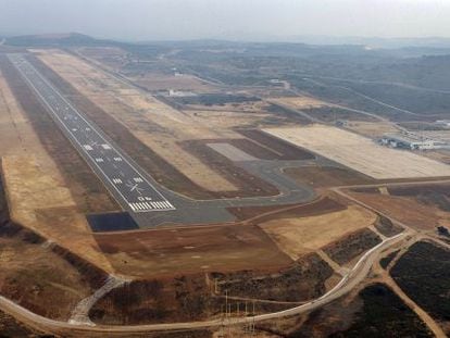 L'aeroport de Castelló en una imatge aèria.