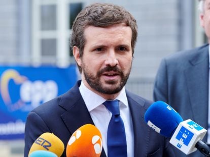 El presidente del Partido Popular, Pablo Casado, atiende a la prensa hace unos días en Bruselas.