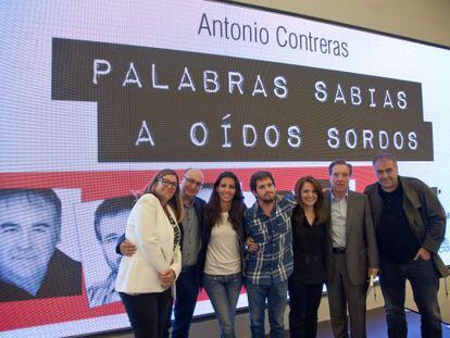 Antonio Contreras, en el centro, con Blanca Rosa Roca, Fran Llorente, Ana Pastor, Teresa Peyr&iacute;, I&ntilde;aki Gabilondo y Antonio Garc&iacute;a Ferreras. 