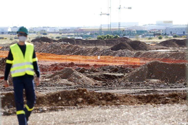 Construcción del centro de Amazon en Onda.