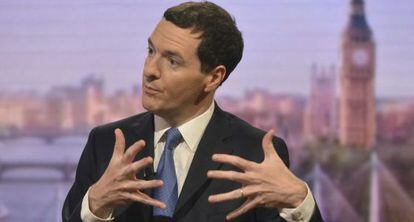 George Osborne analiza en televisi&oacute;n las encuestas. 