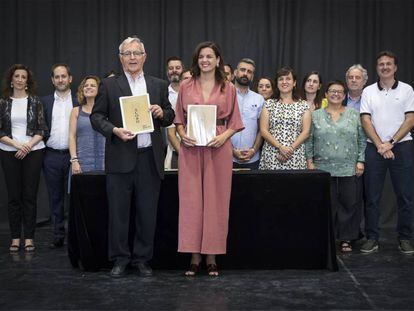 Joan Ribó y Sandra Gómez, con su equipo de Gobierno.