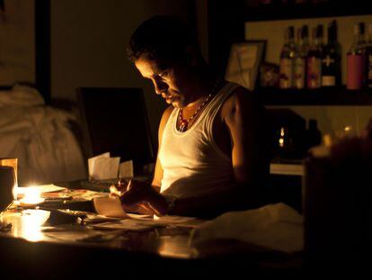 Un apagón deja sin luz a la mitad occidental de la isla de Cuba