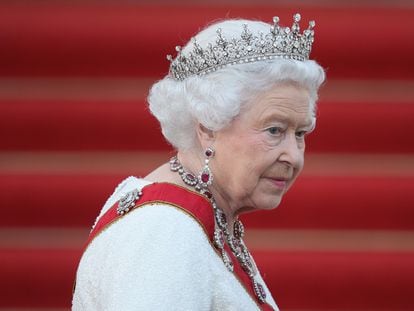 
La reina Isabel II, en junio de 2015, durante un viaje oficial a Alemania.


