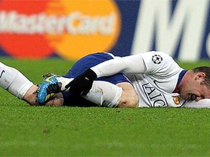 Wayne Rooney ha estado descartado hasta el último momento por Ferguson, pero jugará pese a caer lesionado en la ida
