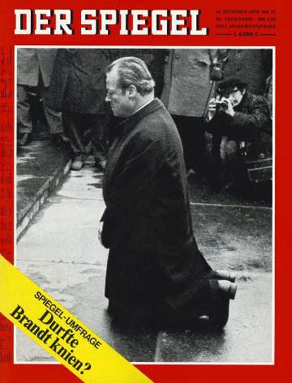 Portada Der Spiegel con Willy Brandt arrodillado durante su visita al gueto de Varsovia.