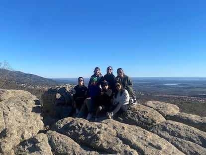 En una excursión en Miraflores de la Sierra organizada por el grupo De pasada.