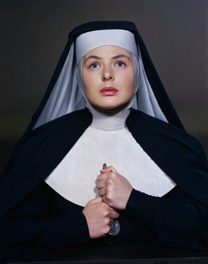 La actriz Ingrid Bergman en el papel de la monja Benedict en 'Las campanas de Santa María'.