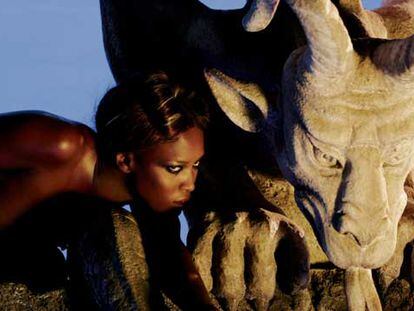 Naomi Campbell, en un fotograma de la película <i>The call,</i> de Antoine Foquà.