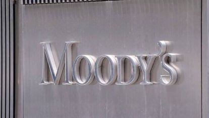 Logo de Moody's.