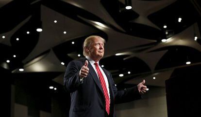 Donald Trump a su llegada a un evento de camapaña en Phoenix, Arizona