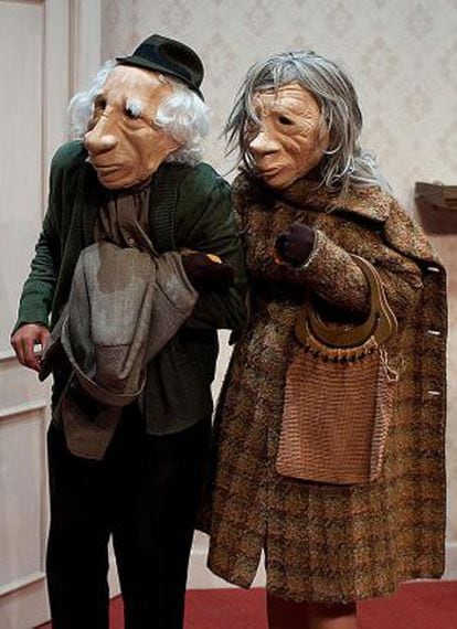 L'André i la Dorine, una parella que s'amaga darrere de les màscares.