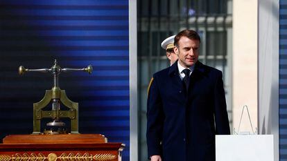 El presidente francés, Emmanuel Macron, este viernes en el acto solemne para sellar el derecho al aborto en la Constitución.