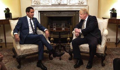 Juan Guaidó y Boris Johnson, este martes en Downing Street. 