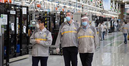 Visita de José Vicente de los Mozos, presidente de Renault España, a la fábrica de la compañía en Valladolid.