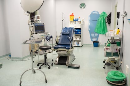 Uno de los quirófanos de la Clínica Ginemédica, en Valladolid, el lunes 16 de enero de 2023.